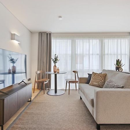 Bow Lane By Aeria Apartments Londra Esterno foto