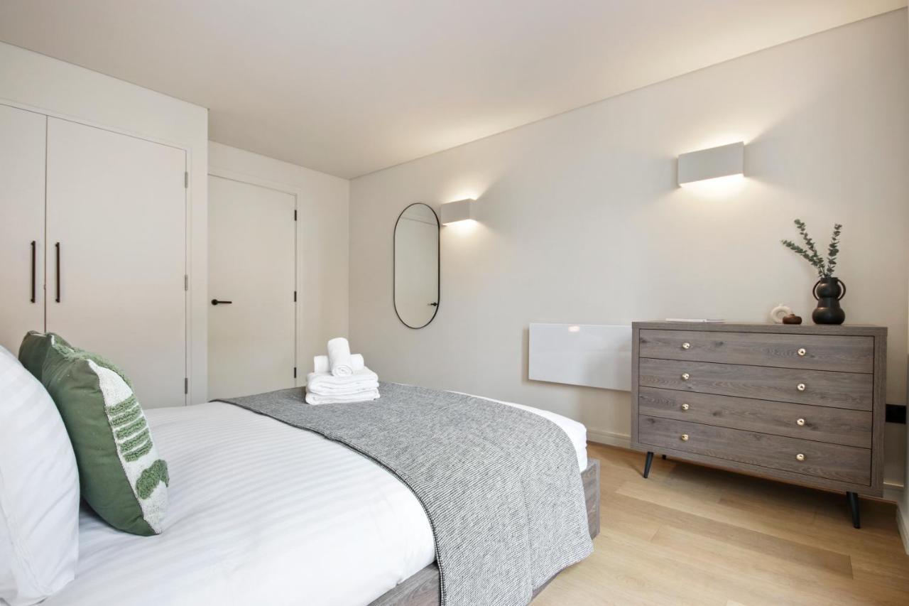 Bow Lane By Aeria Apartments Londra Esterno foto